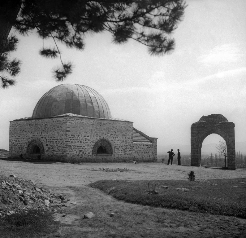 Тракийската гробница (1955) | Фотограф: А. Азинян